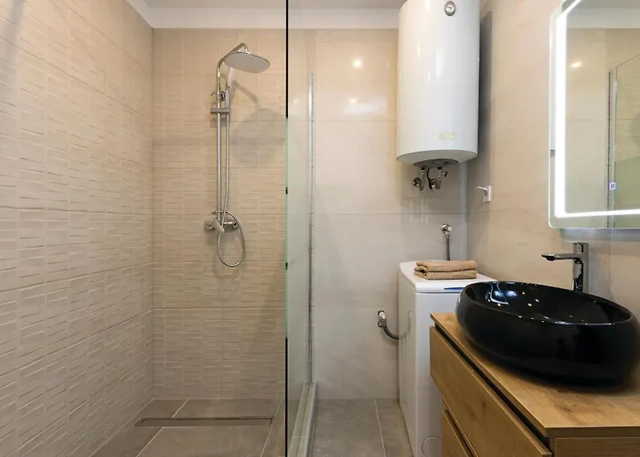 Apartament 2 Bedroom Amazing In *
