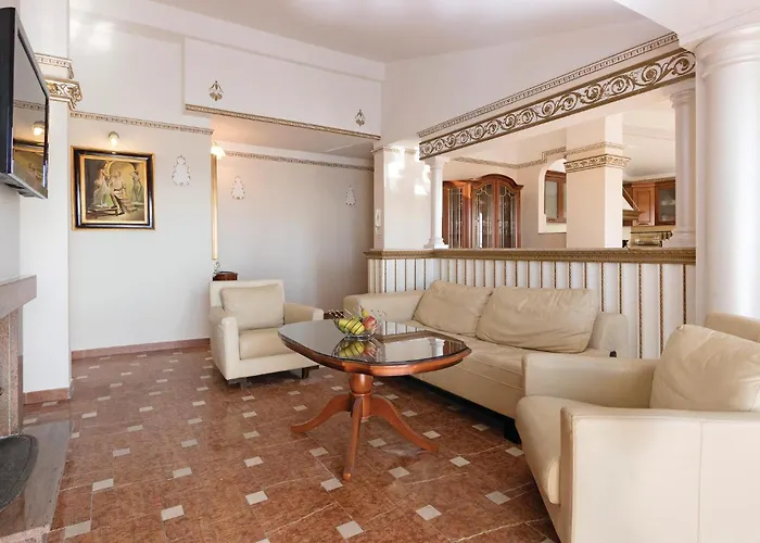 2 Bedroom Amazing In Apartmán Pula