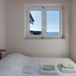 2 Bedroom Amazing In * Pola